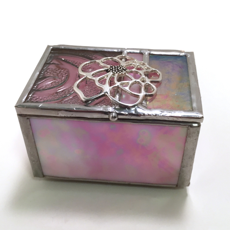 iridescent pink ring box